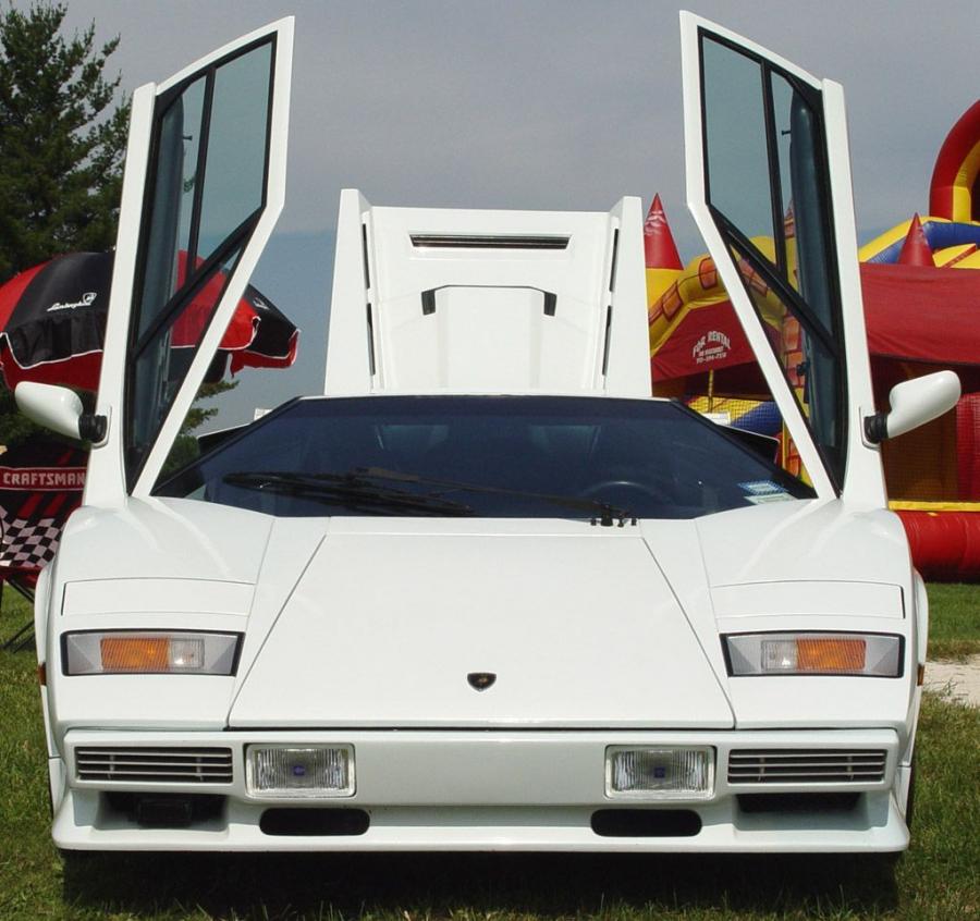  Lamborghini Countach LP5000 S Quattrovalvole 1985 года  (фото 25 из 45)